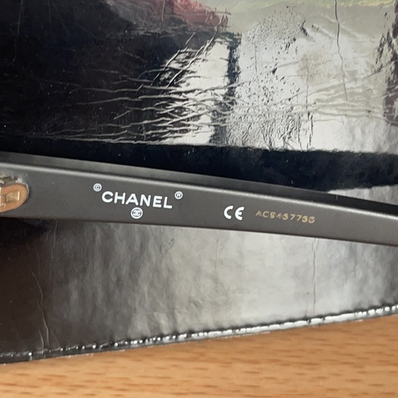 Chanel sunglasses - Picture 14 of 15